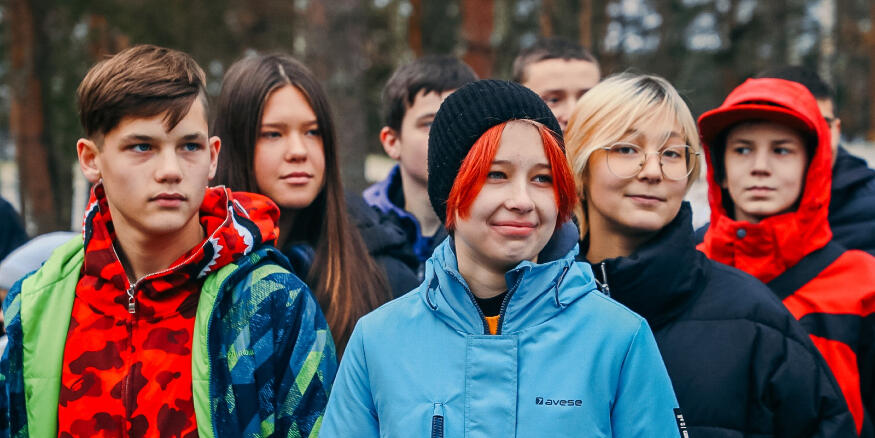 Русский подросток внутрь